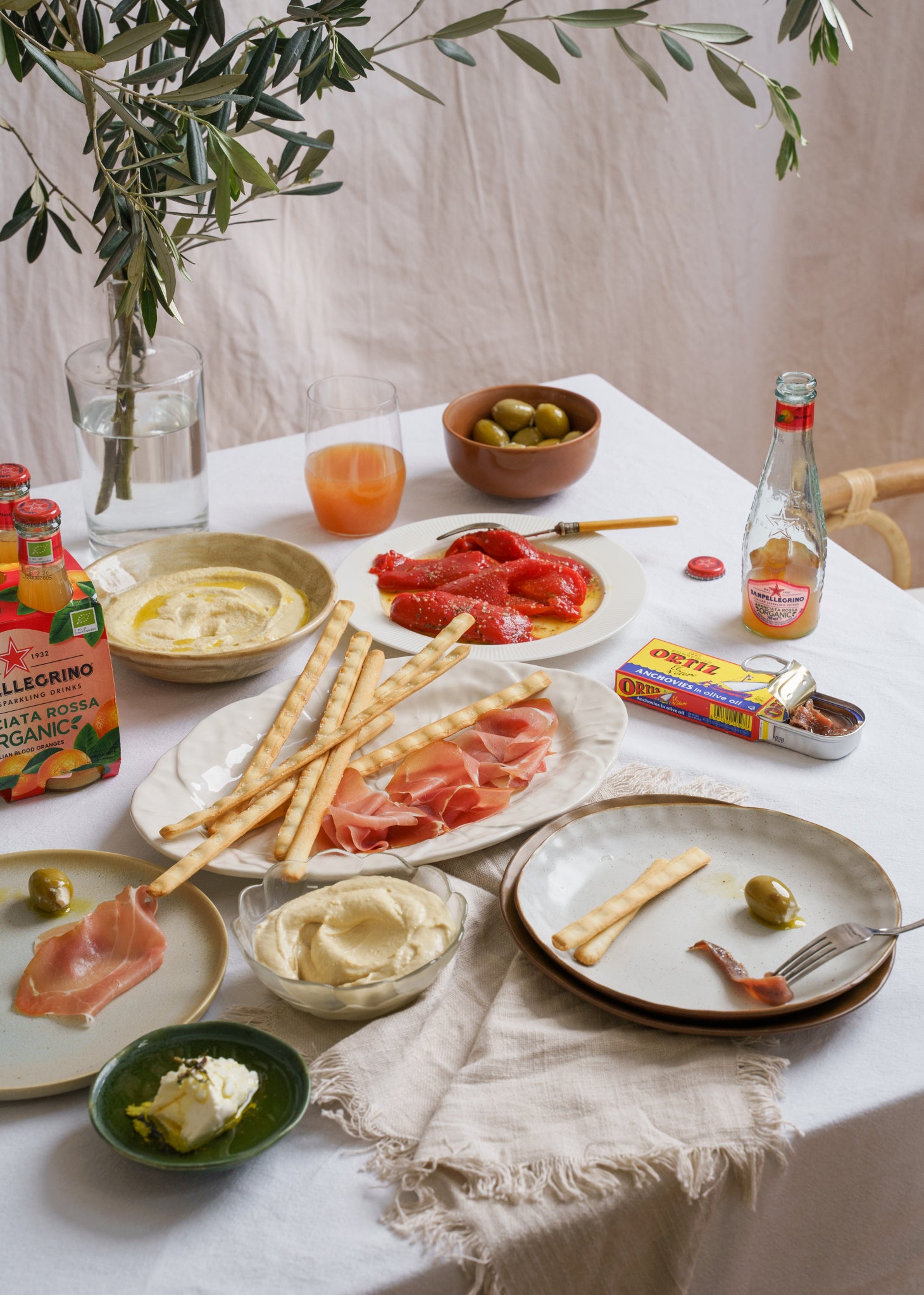 Picnic Pack - The Mediterranean | Harris Farm Online