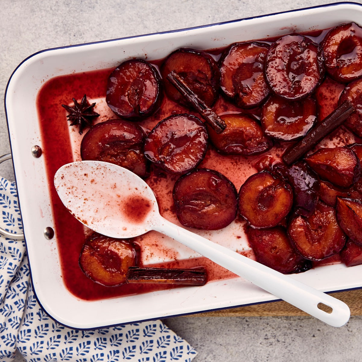 Pick of the Week - Amber Jewel Plums (QLD)