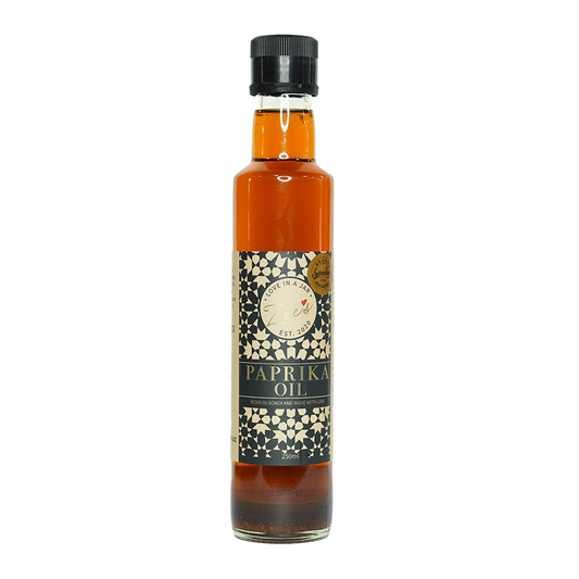 Zee's Paprika Oil 250ml