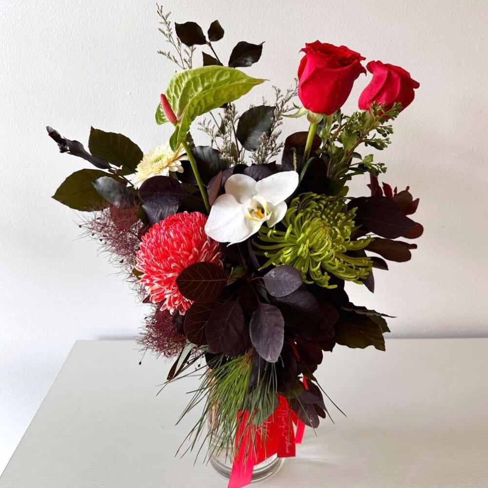 Christmas Buds & Bloom Flowers in Mason Jar Small