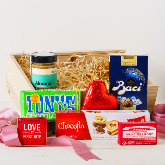 Love at First Bite Hamper | Harris Farm Online