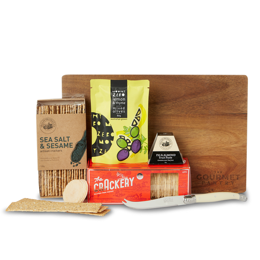 Cheese Board and Knife Hamper