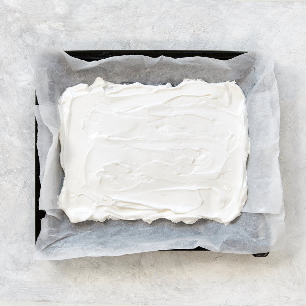 Summer Fruit Pavlova Roulade